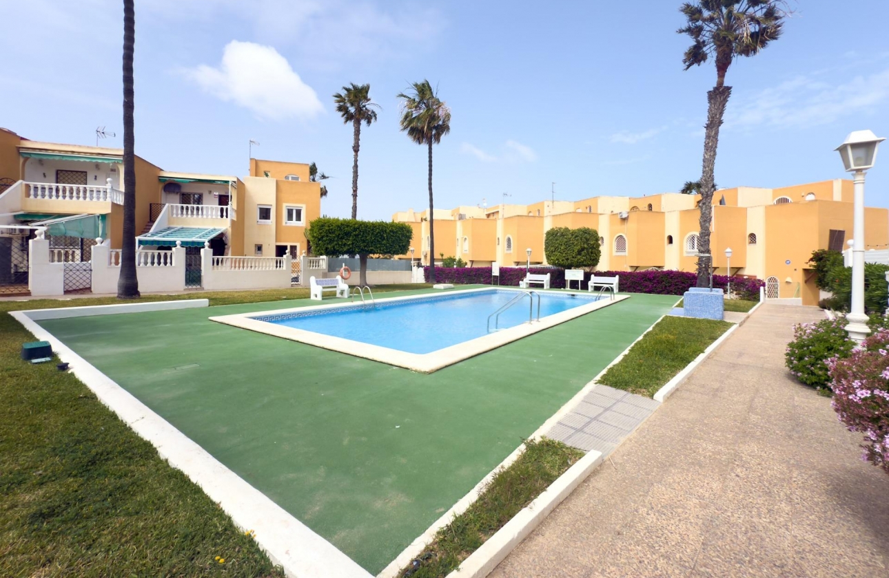 Resale - Bungalow - Torrevieja - Torreblanca