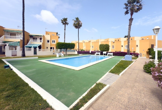 Resale - Bungalow - Torrevieja - Torreblanca