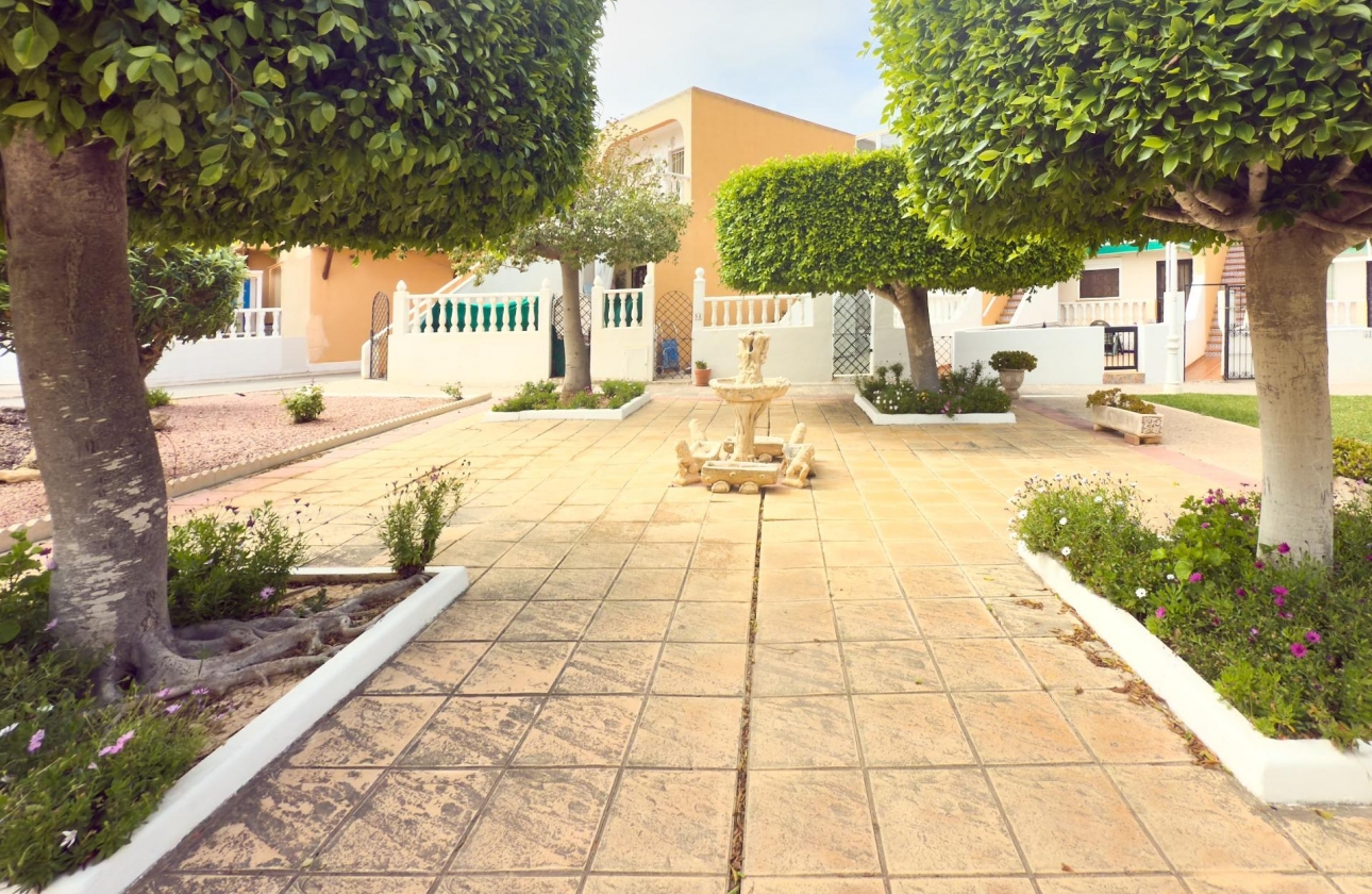 Resale - Bungalow - Torrevieja - Torreblanca