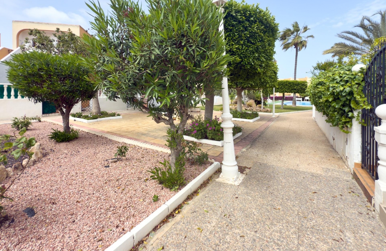Resale - Bungalow - Torrevieja - Torreblanca