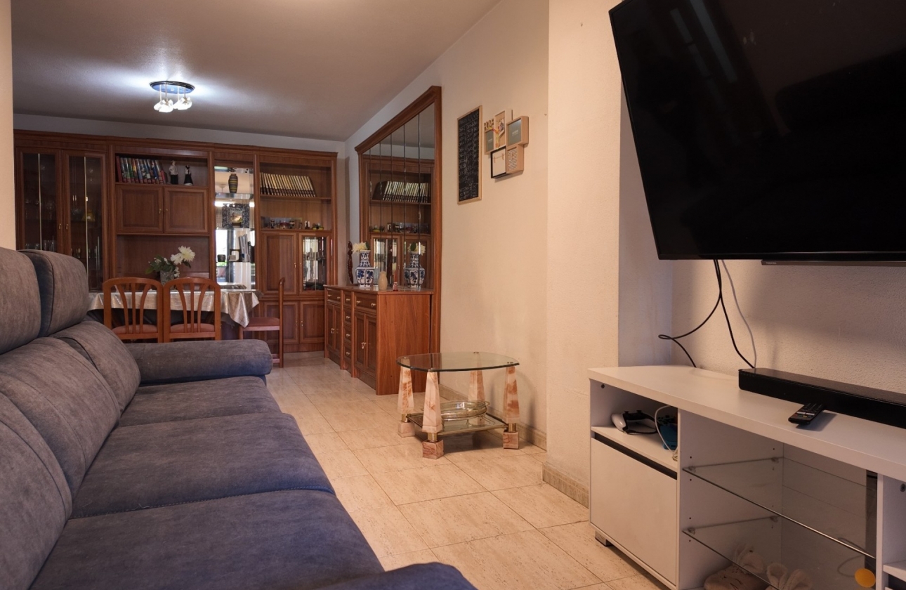 Resale - Apartment - Alicante - Altozano