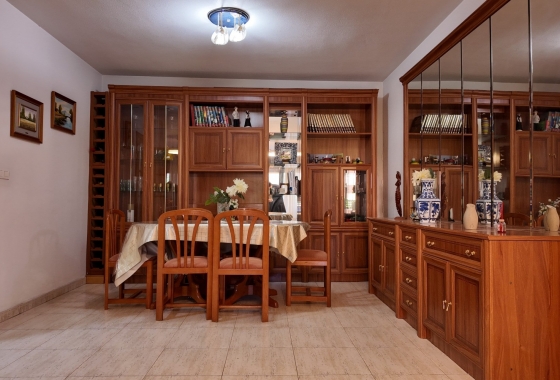 Resale - Apartment - Alicante - Altozano