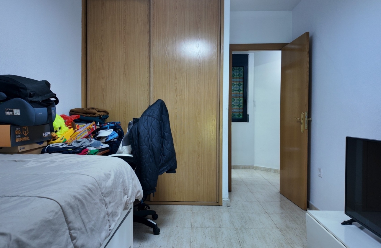 Resale - Apartment - Alicante - Altozano