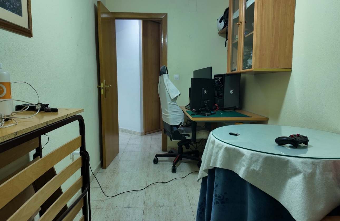 Resale - Apartment - Alicante - Altozano