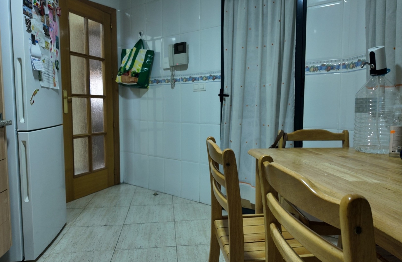 Resale - Apartment - Alicante - Altozano