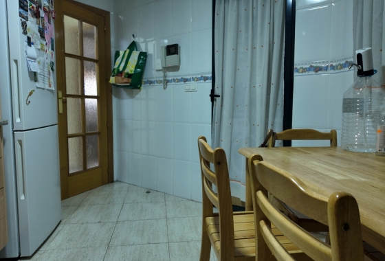 Resale - Apartment - Alicante - Altozano