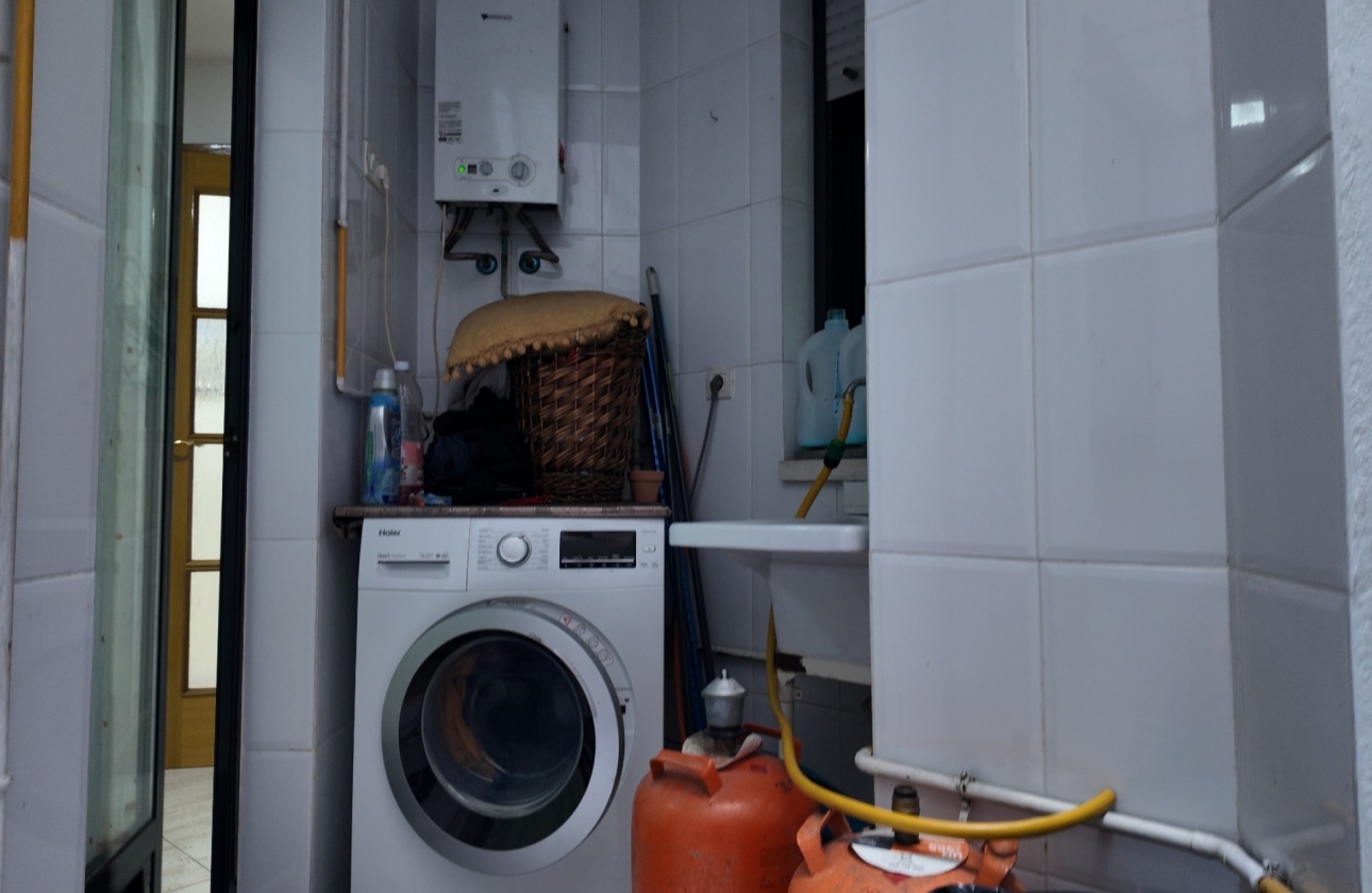 Resale - Apartment - Alicante - Altozano