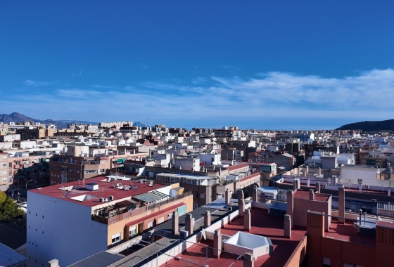 Resale - Apartment - Alicante - Altozano