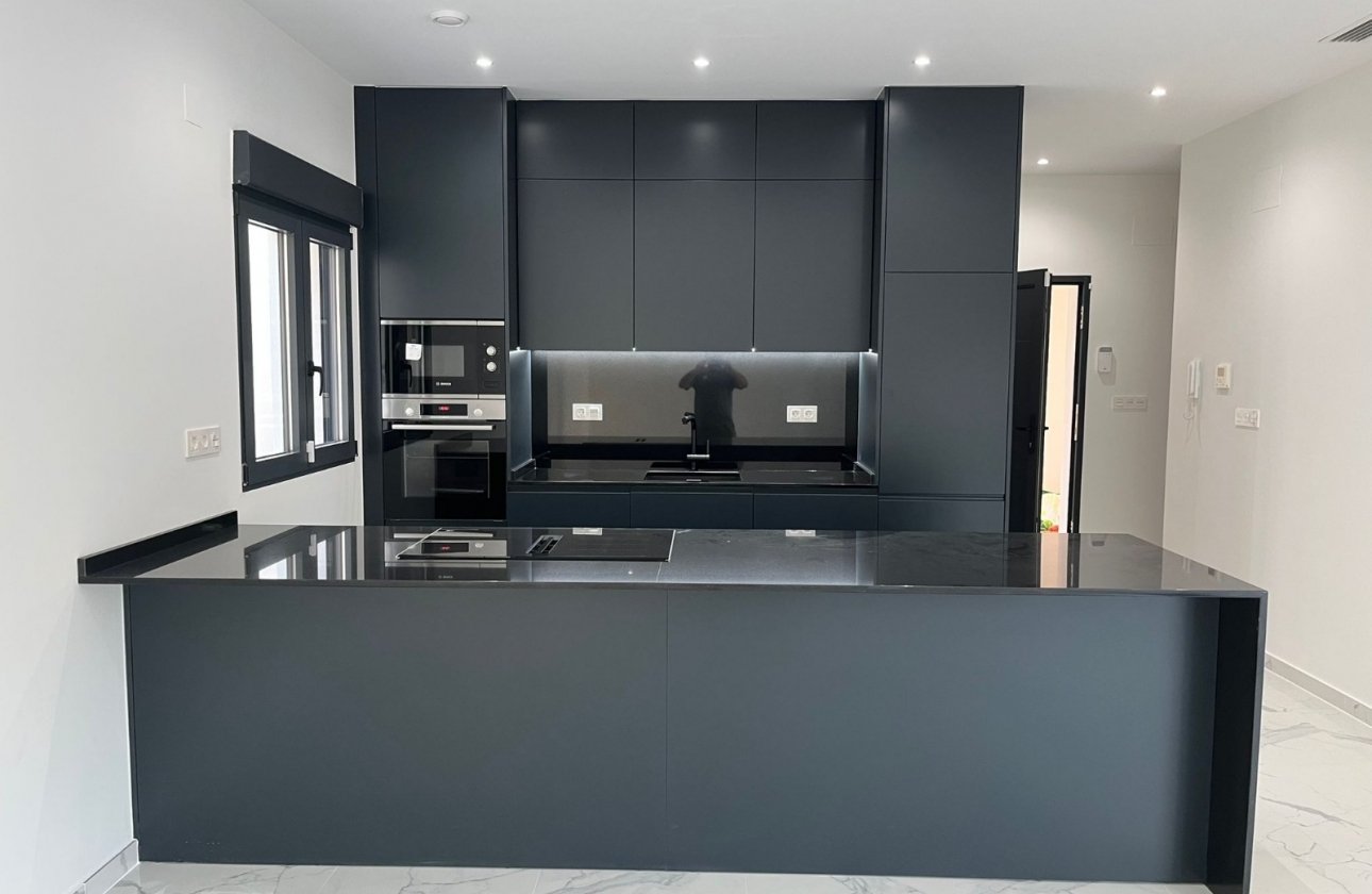 Obra nueva - Detached - La Romana