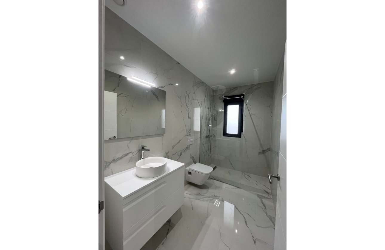 Obra nueva - Detached - La Romana