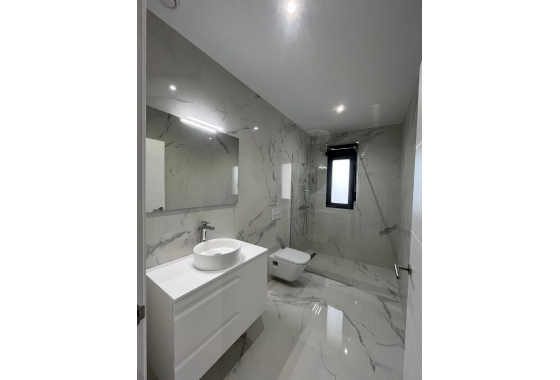 Obra nueva - Detached - La Romana