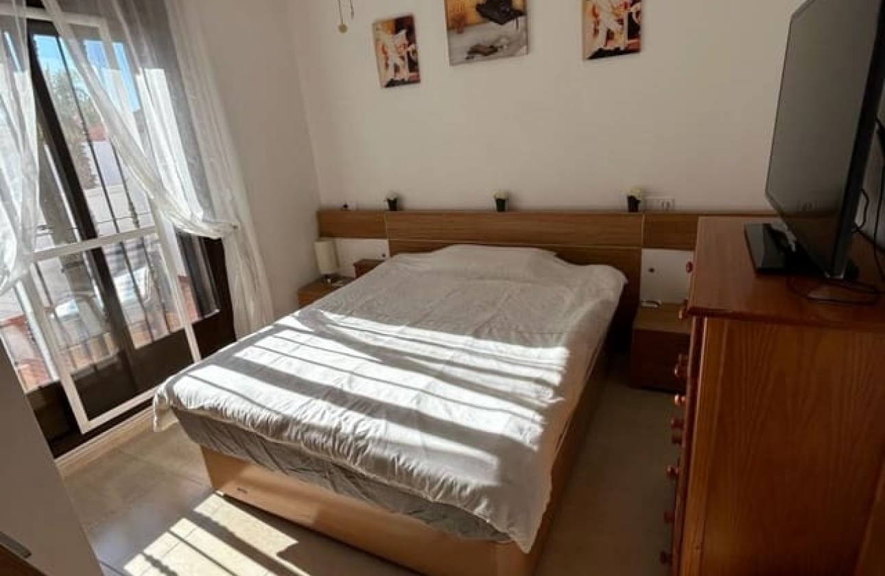 Resale - Semi-detached - Orihuela Costa - Villamartín