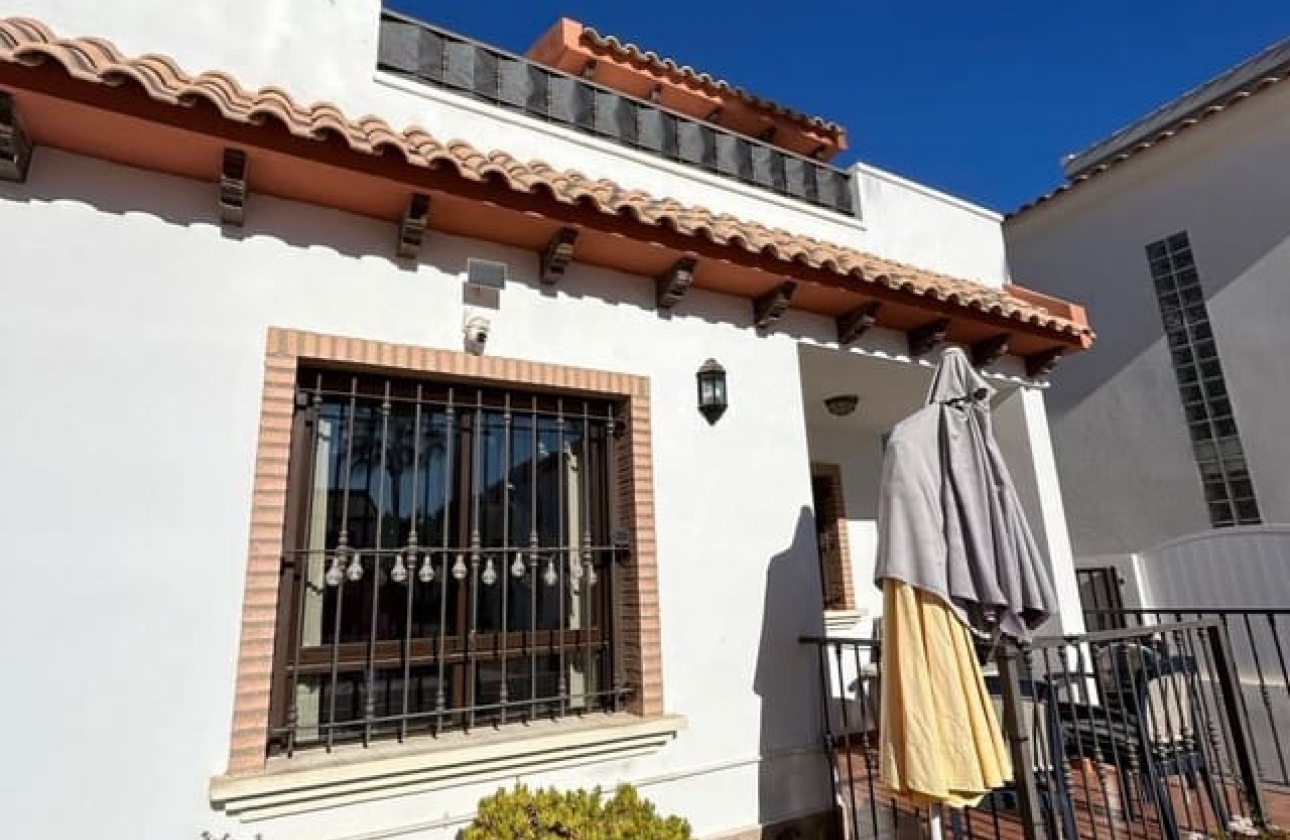 Resale - Semi-detached - Orihuela Costa - Villamartín