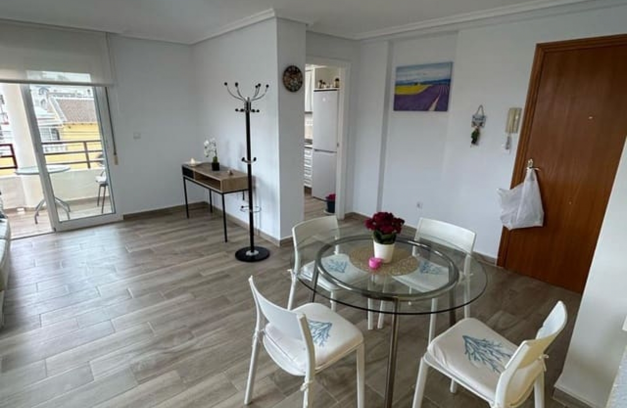 Resale - Apartment - Torrevieja
