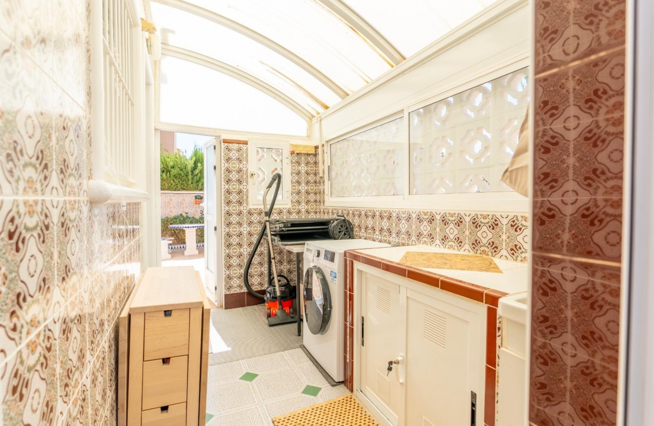 Resale - Semi-detached - Torrevieja - Los Balcones