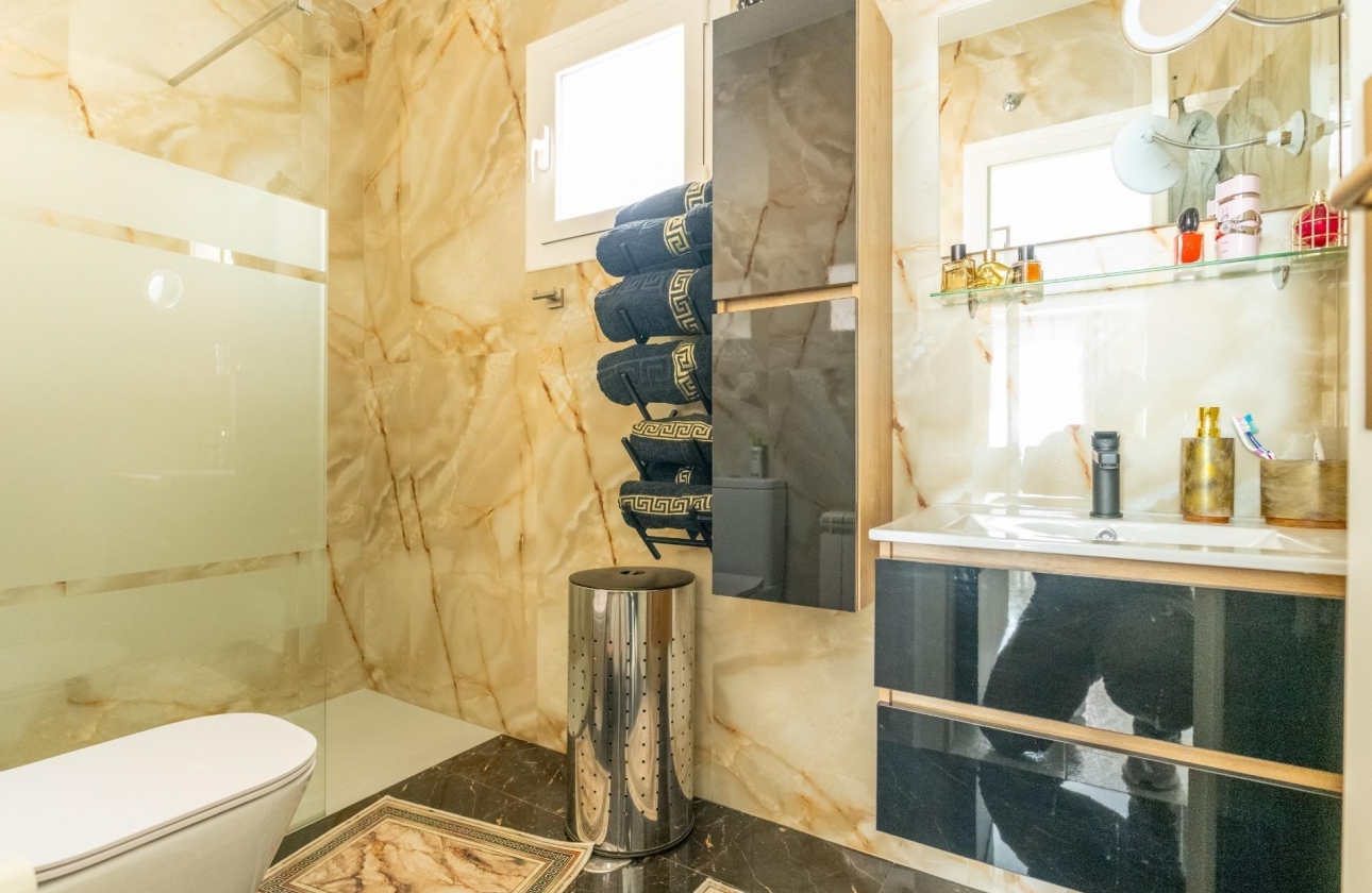 Resale - Semi-detached - Torrevieja - Los Balcones