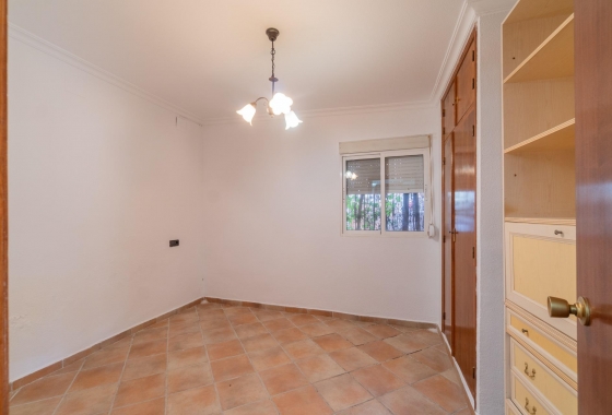 Resale - Villa - Torrevieja - Los Altos