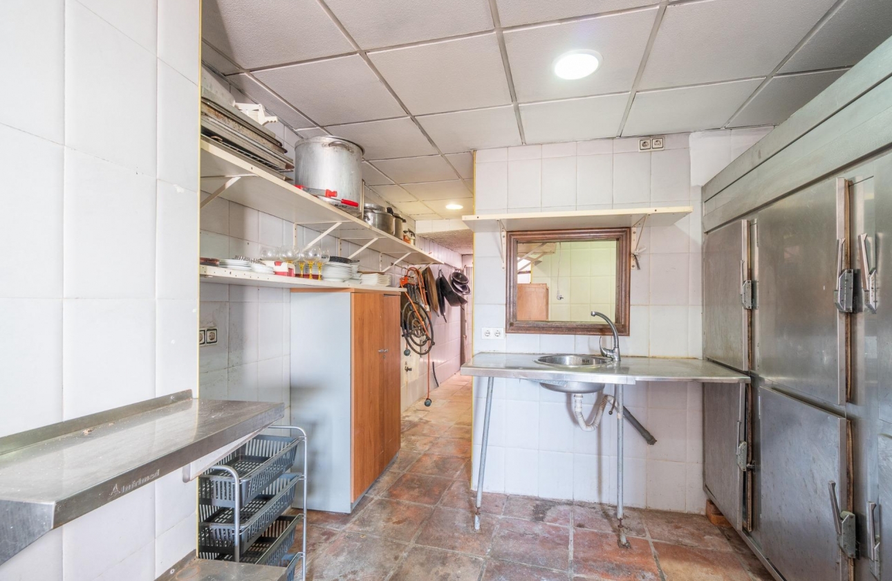 Resale - Villa - Torrevieja - Los Altos