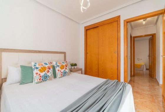 Resale - Villa - Torrevieja - El limonar