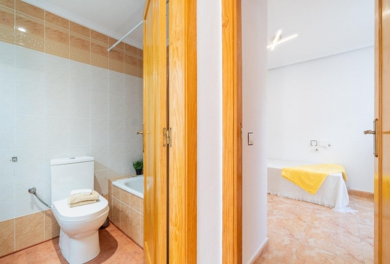 Resale - Villa - Torrevieja - El limonar