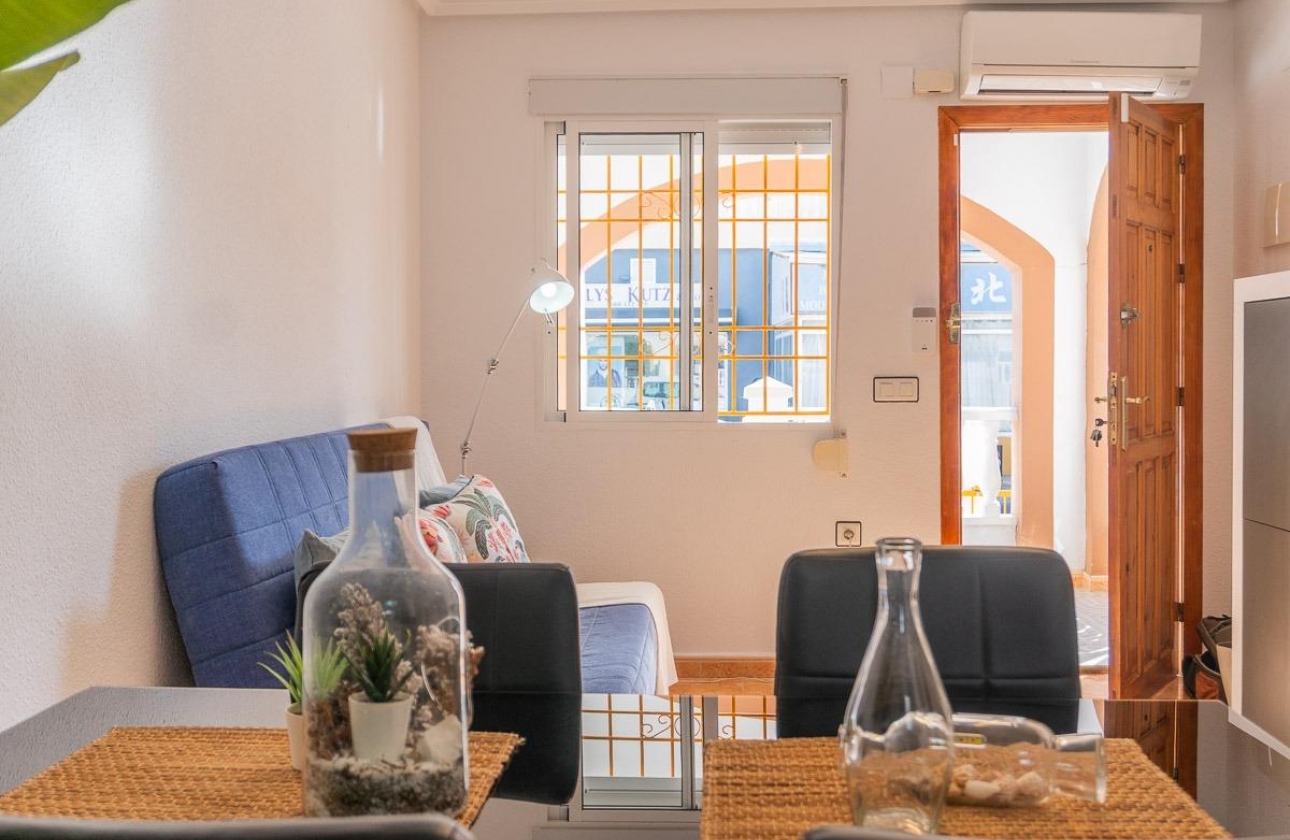 Resale - Villa - Torrevieja - El limonar