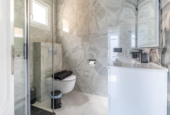 Rynek wtórny - Szeregowiec - Torrevieja - Punta Prima