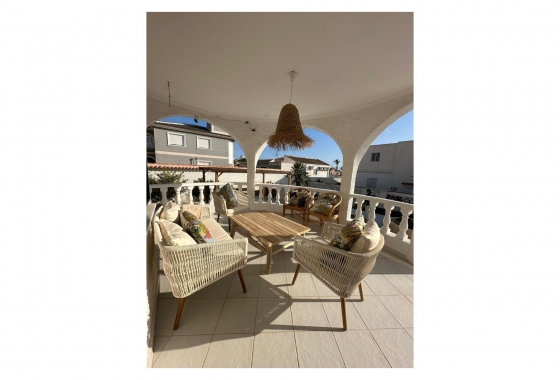 Resale - Villa - Torrevieja - San Luis