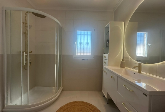 Resale - Villa - Torrevieja - San Luis