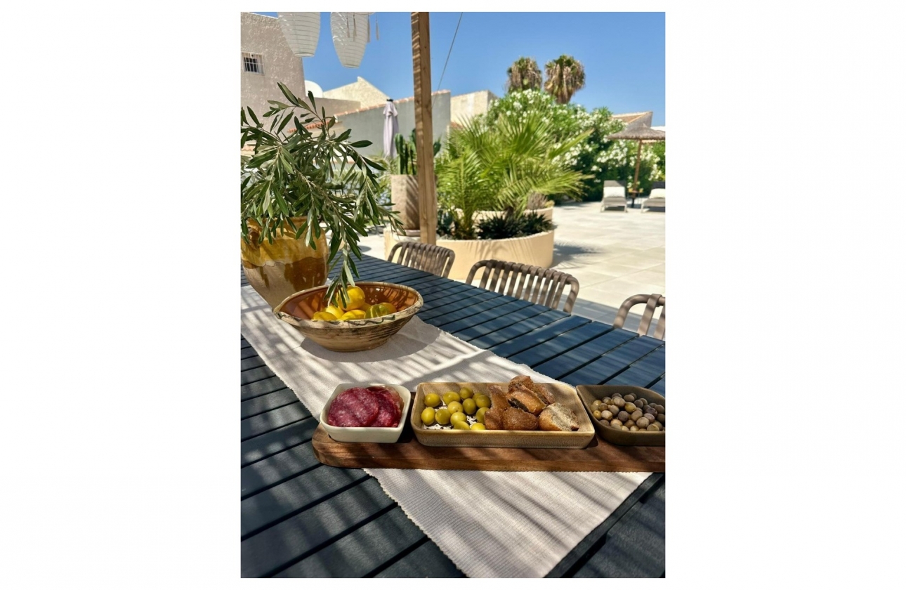 Resale - Villa - Torrevieja - San Luis