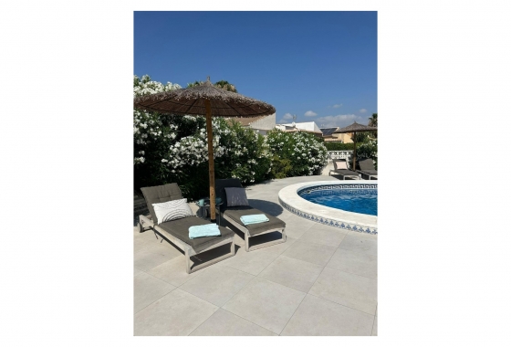 Resale - Villa - Torrevieja - San Luis