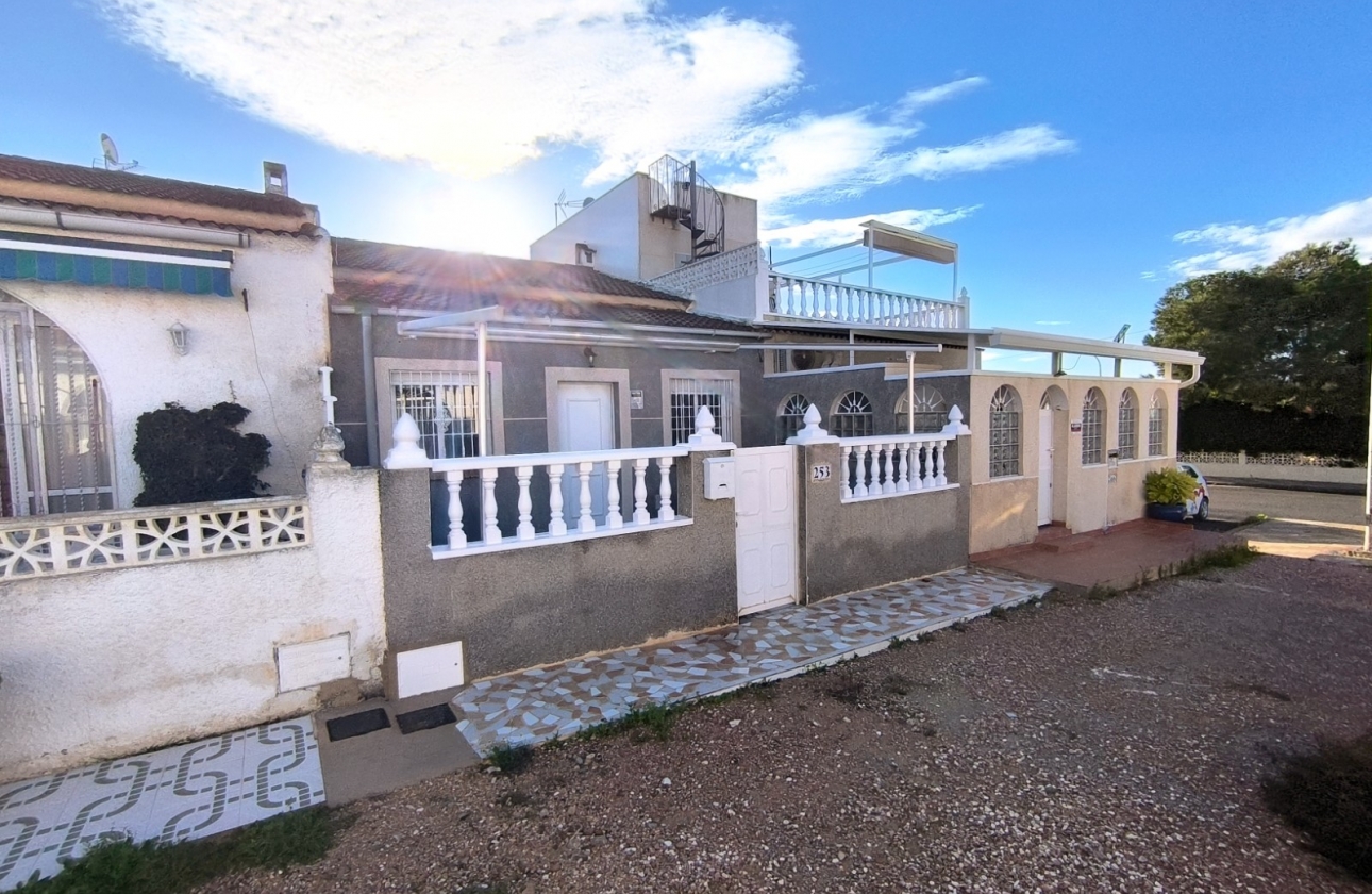 Resale - Bungalow - Torrevieja - El Chaparral