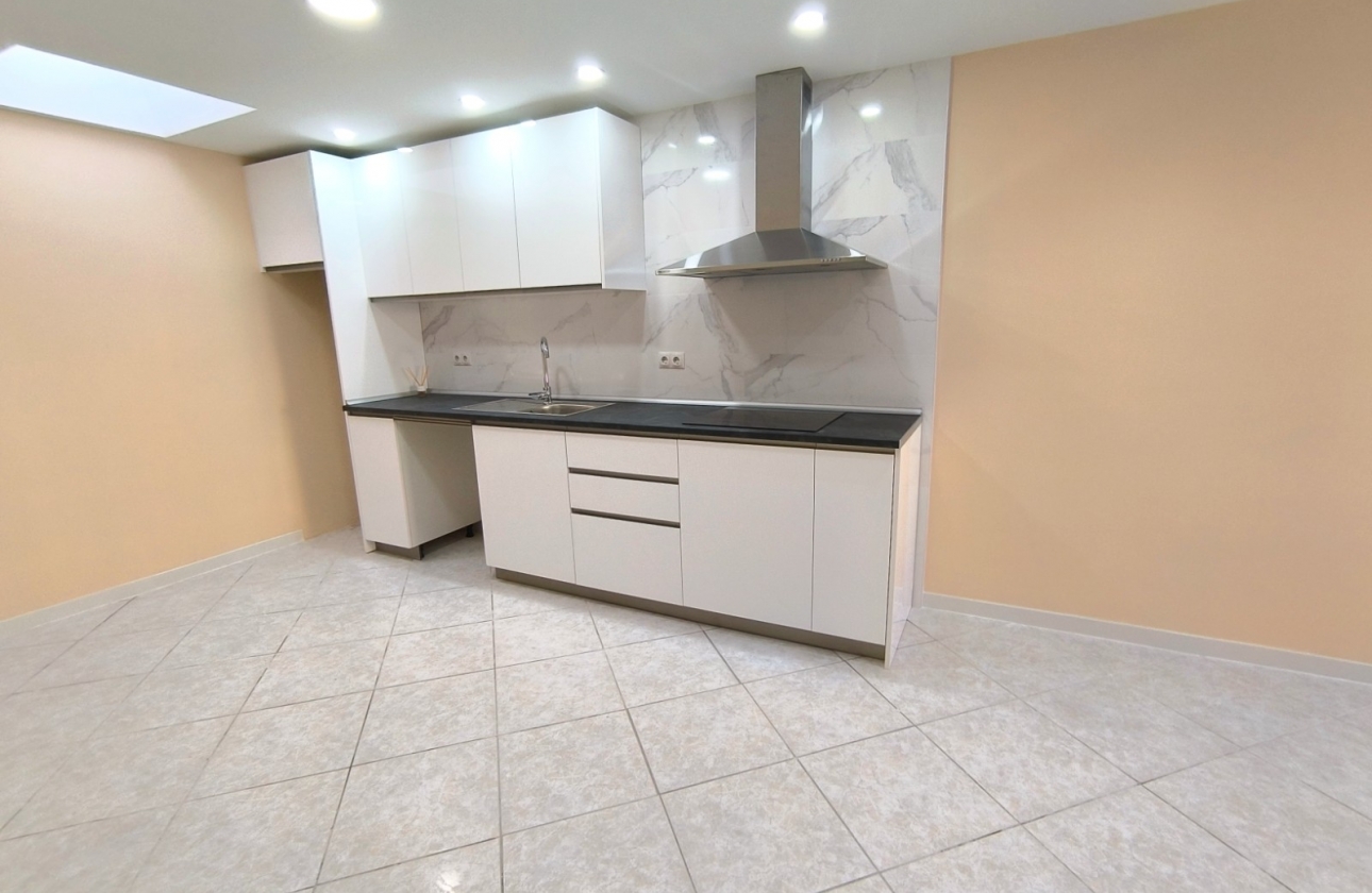 Resale - Bungalow - Torrevieja - El Chaparral