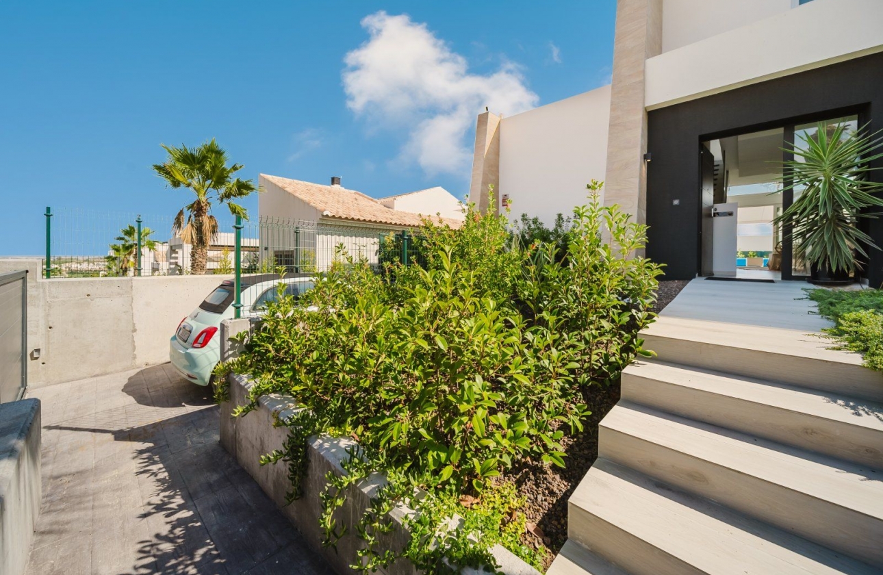 Rynek wtórny - Villa - Algorfa - La Finca Golf