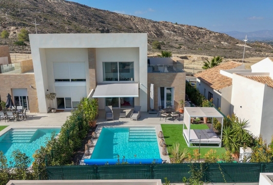 Rynek wtórny - Villa - Algorfa - La Finca Golf