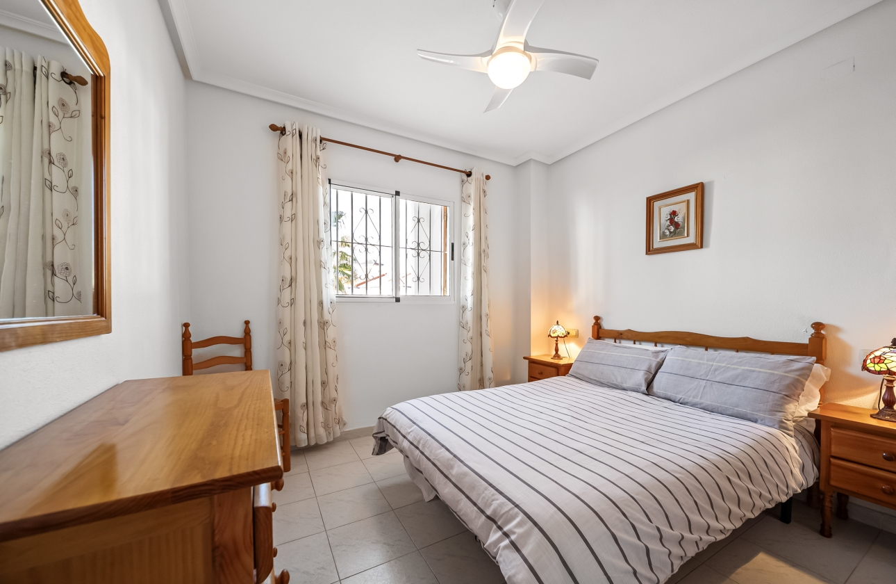 Rynek wtórny - Apartament - Torrevieja - La Mata