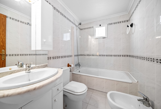 Rynek wtórny - Apartament - Torrevieja - La Mata