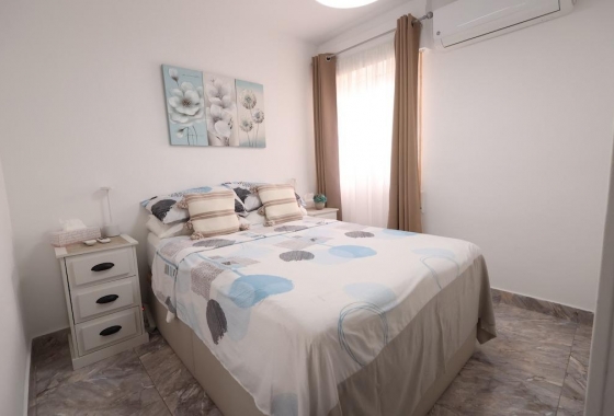 Resale - Bungalow - Torrevieja - Paraje natural