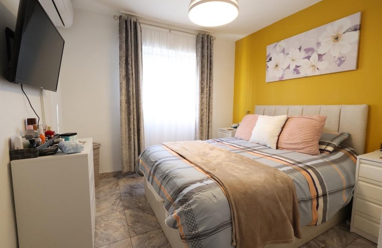 Resale - Bungalow - Torrevieja - Paraje natural