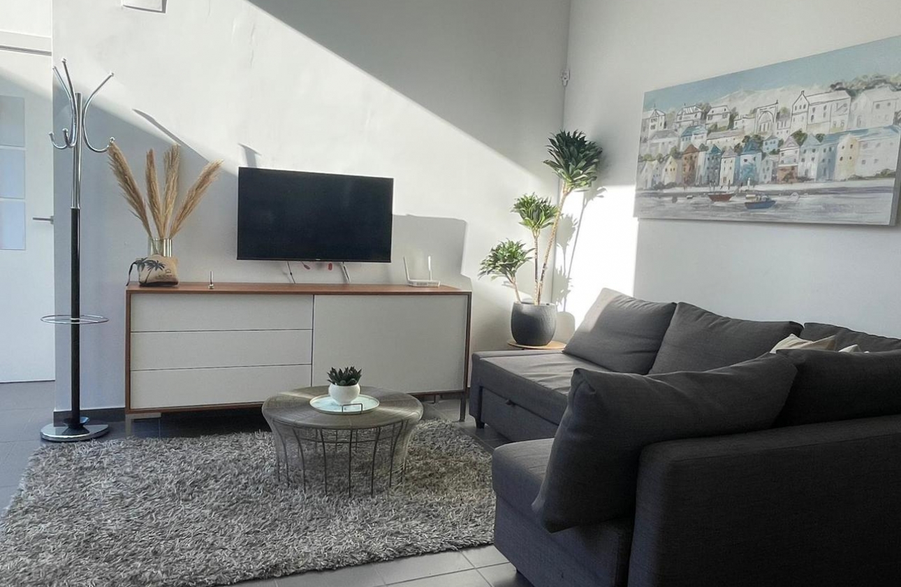 Rynek wtórny - Villa - Orihuela Costa - Villamartín