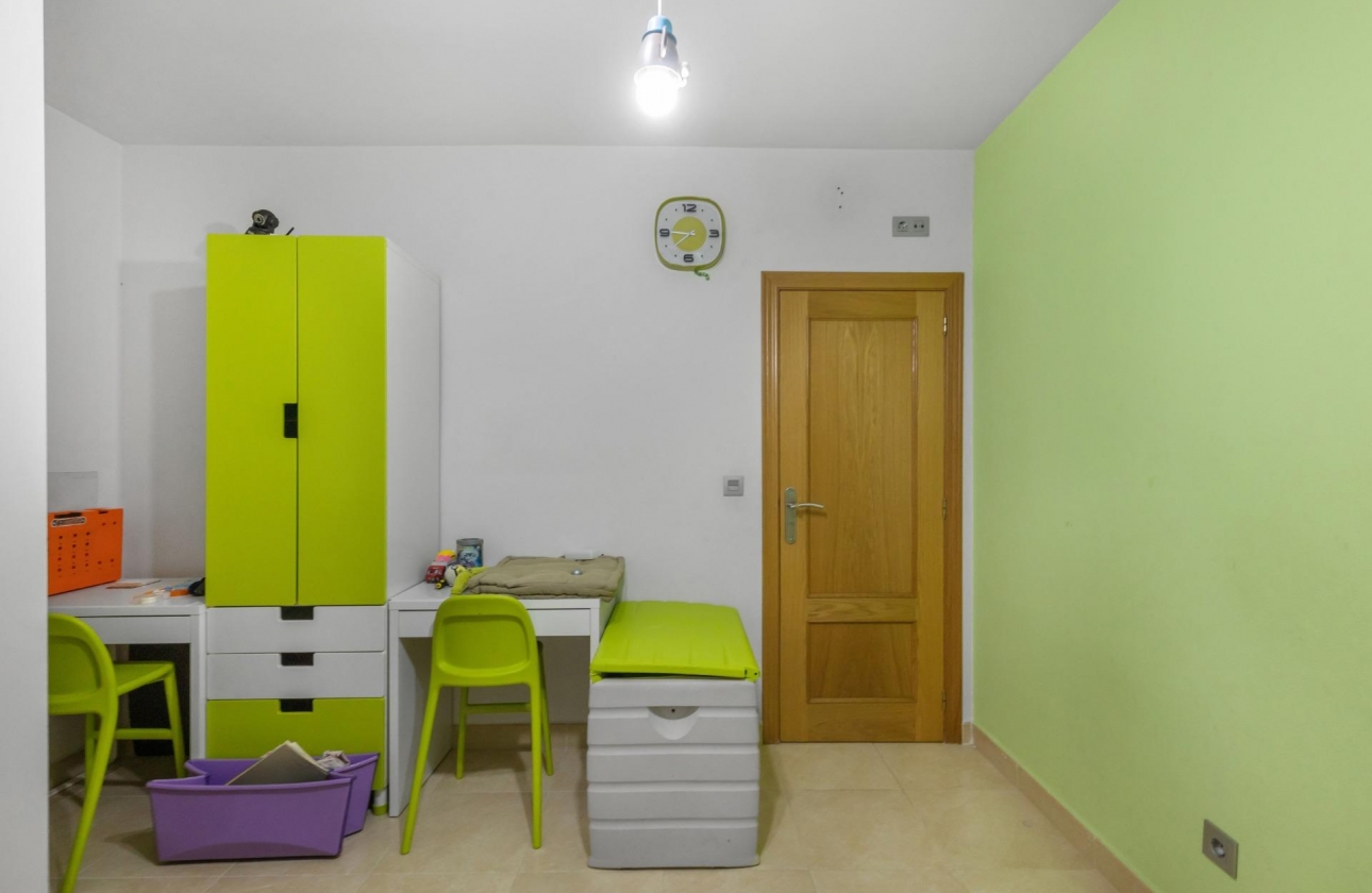 Resale - Apartment - Torrevieja