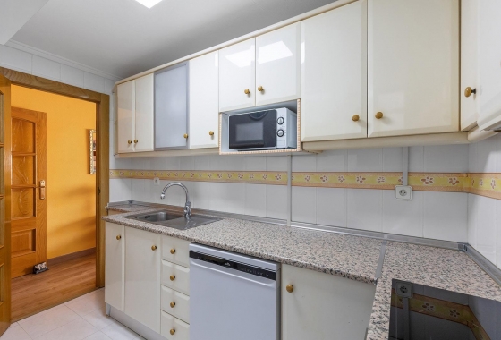 Reventa - Apartment - Torrevieja - Estacion de autobuses