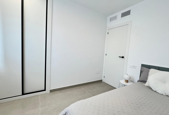 Rynek pierwotny - Szeregowiec - Benferri