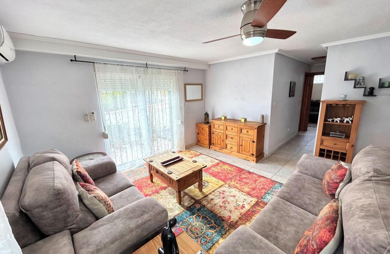 Rynek wtórny - Szeregowiec - Orihuela Costa - Costa Blanca