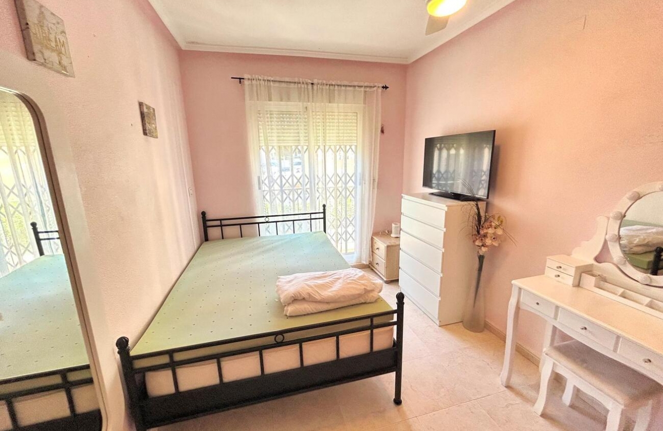 Rynek wtórny - Szeregowiec - Orihuela Costa - Costa Blanca