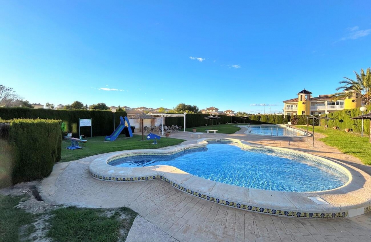 Rynek wtórny - Szeregowiec - Orihuela Costa - Costa Blanca