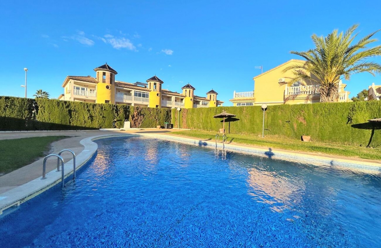 Rynek wtórny - Szeregowiec - Orihuela Costa - Costa Blanca