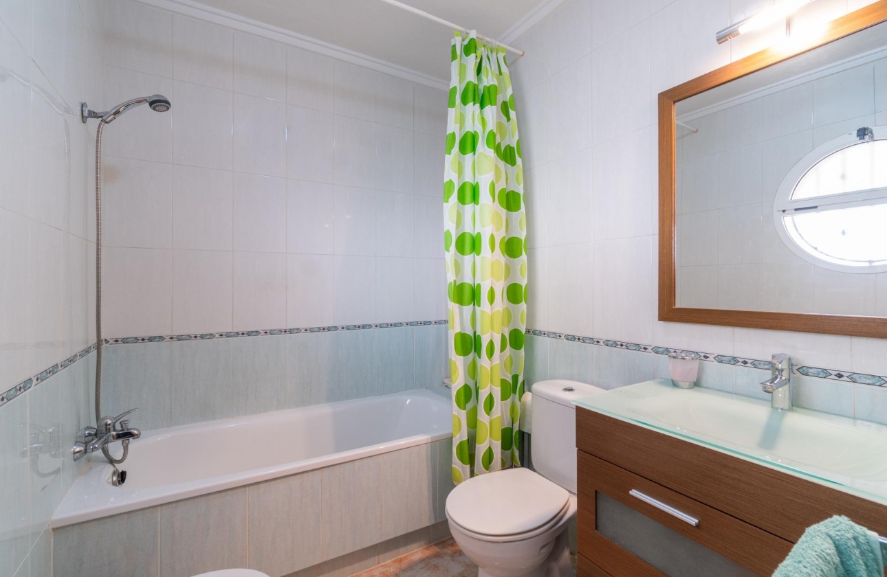 Resale - Semi-detached - Orihuela Costa - Playa Flamenca