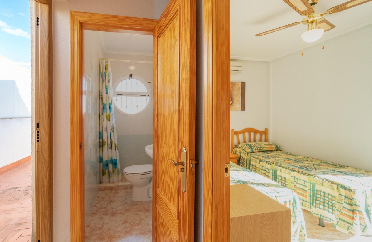 Resale - Semi-detached - Orihuela Costa - Playa Flamenca