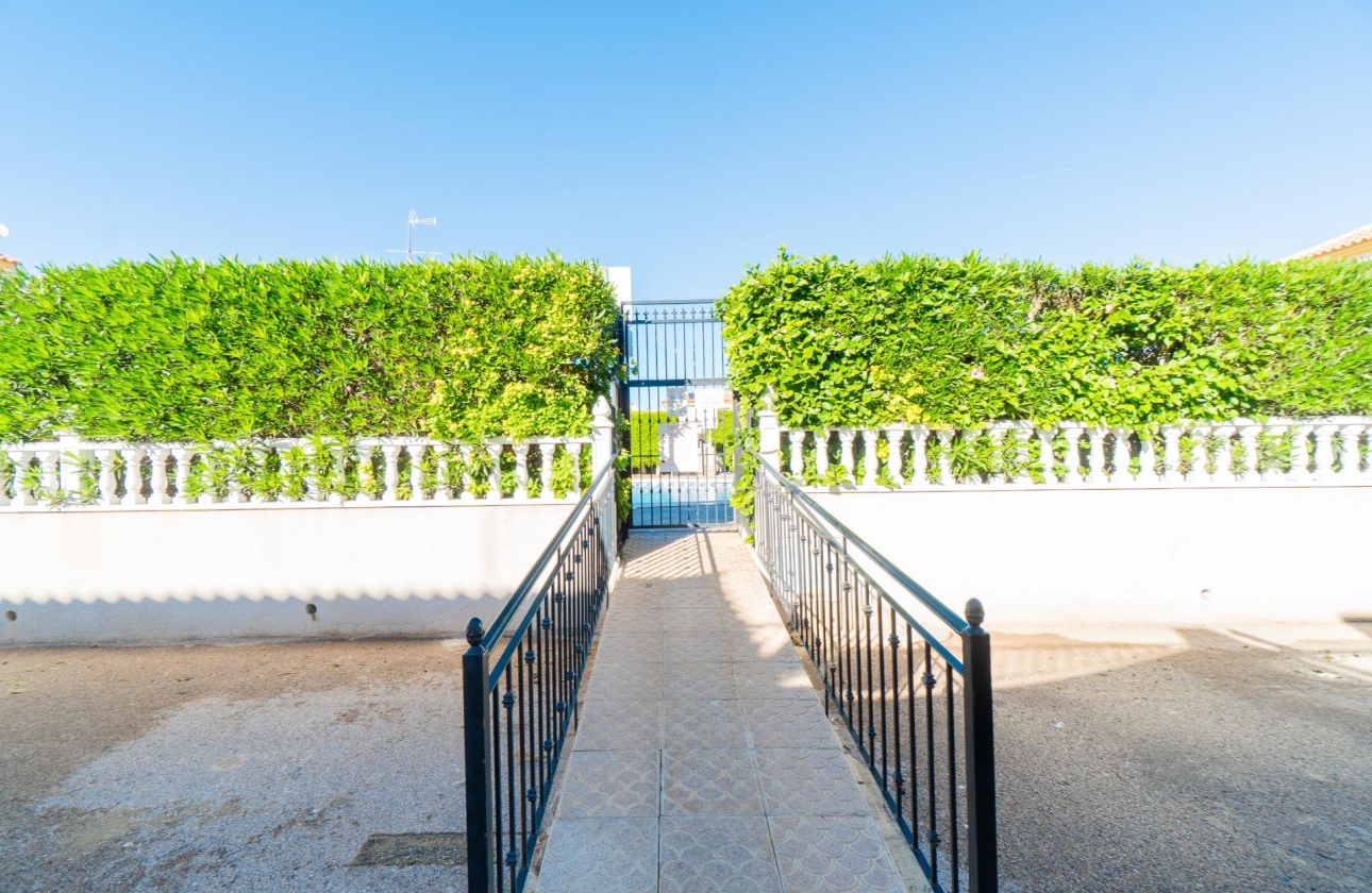 Resale - Semi-detached - Orihuela Costa - Playa Flamenca