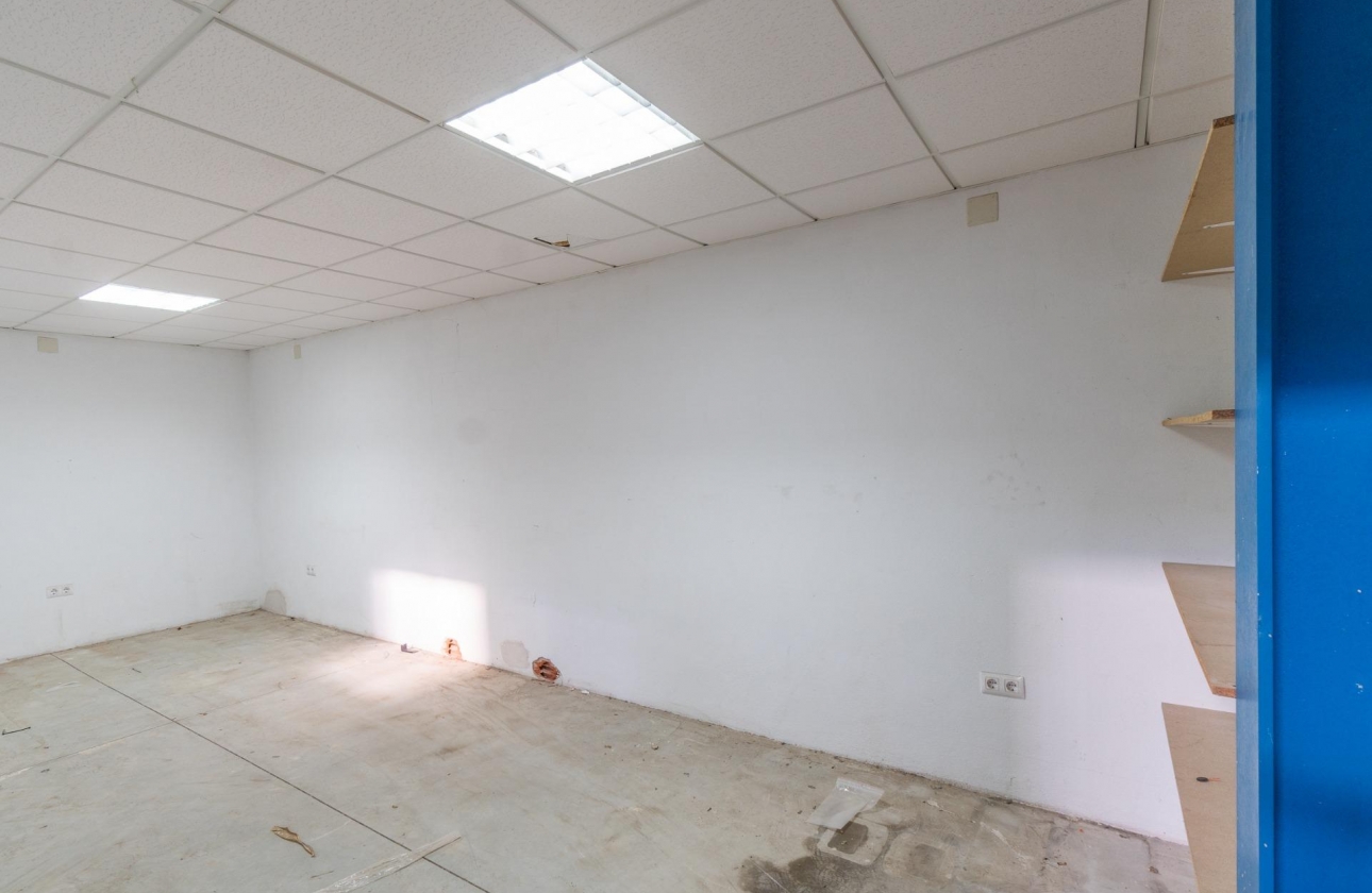 Wynajem długoterminowy - Nieruchomość komercyjna - Pilar de la Horadada - Polígono industrial Cañada de Práez